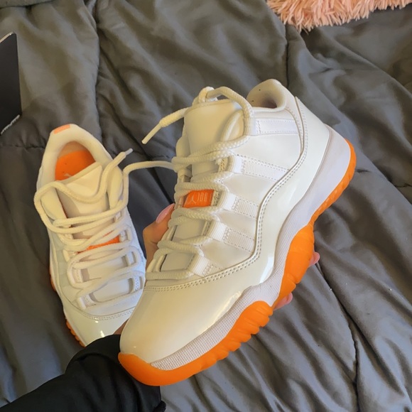 Jordan 11 Citrus - Picture 4 of 4